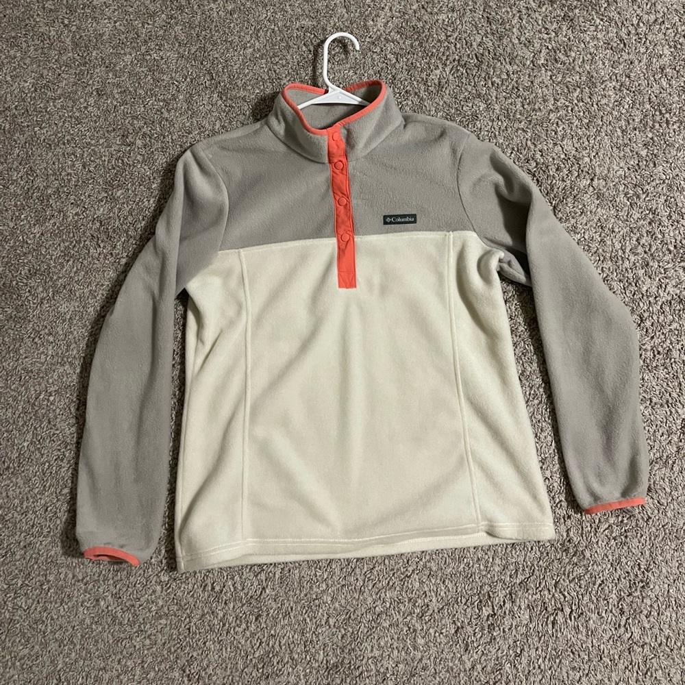 Fleece Columbia button up ONLY WORN ONCE LIKE NEW